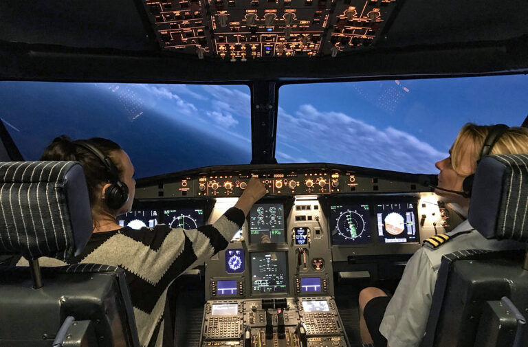 Flugsimulator – Motiv des Buchungsanbieters