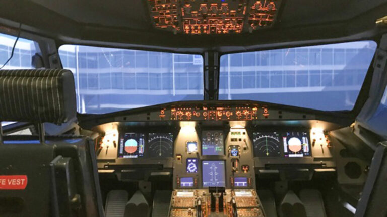 Flugsimulator – Motiv des Buchungsanbieters