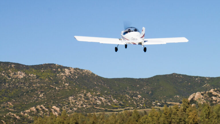 Rundflug – Motiv des Buchungsanbieters