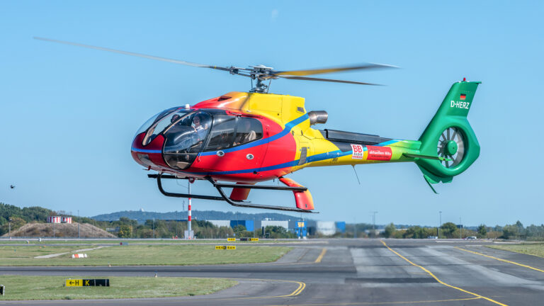 Hubschrauberrundflug – Motiv des Buchungsanbieters