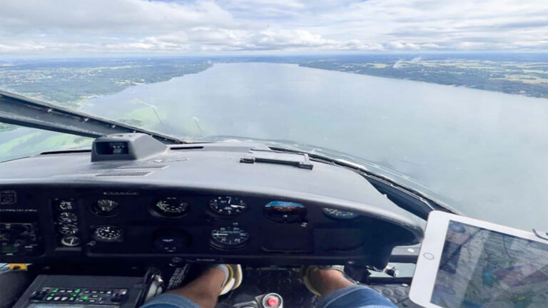 Hubschrauberrundflug – Motiv des Buchungsanbieters
