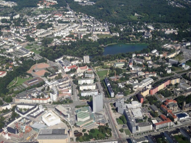 Blick aus der Luft auf die Chemnitzer Innenstadt